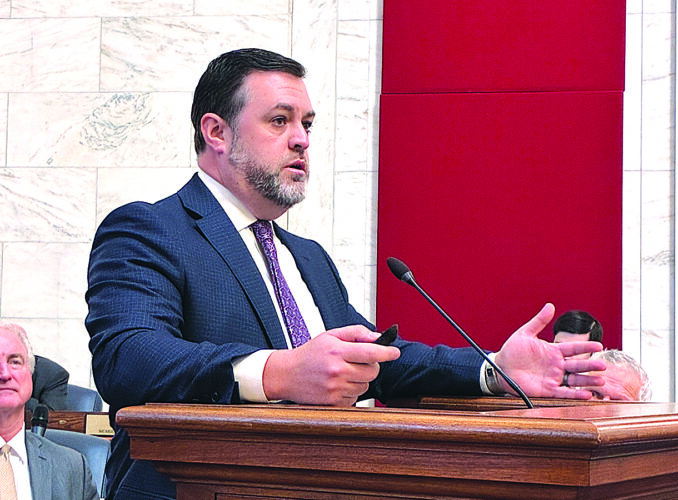 West Virginia Lawmakers Hear Dueling Reports on Future of Medicaid